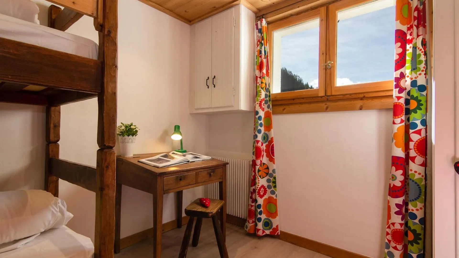 Chalet Dava La Via Ski In - Ski Out - Happy Rentals Chamonix France